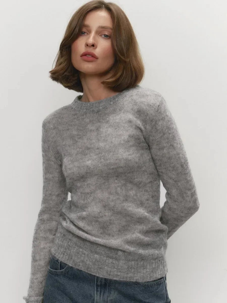 Women’s O-neck Elegant Slim Fit Sweater - Light Grey / M