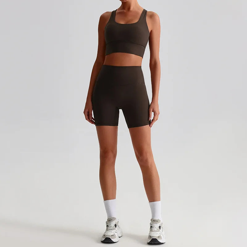 Women’s Seamless Yoga Set - Quick-Dry Naked Feel Backless Bra Booty-Lifting Shorts