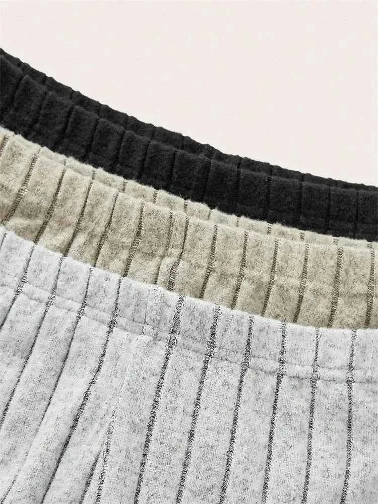 Women's Solid Color Ribbed Flared Leggings