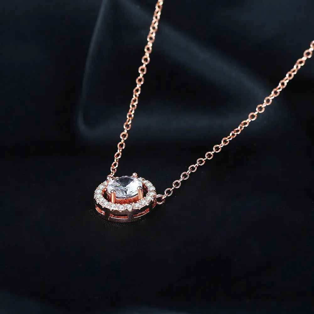Women’s Stylish Round Zircon Pendant Clavicle Chain - electronic accessories